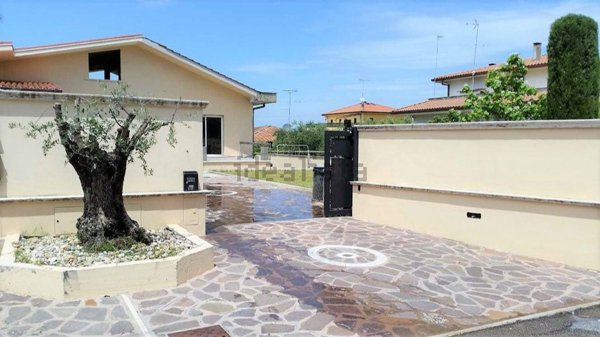 casa indipendente in vendita a San Cesareo