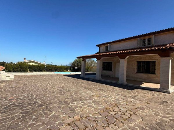casa indipendente in vendita a San Cesareo