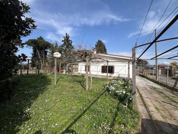 casa indipendente in vendita a San Cesareo in zona Colle San Pietro