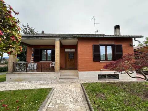 casa indipendente in vendita a San Cesareo in zona Colle San Pietro