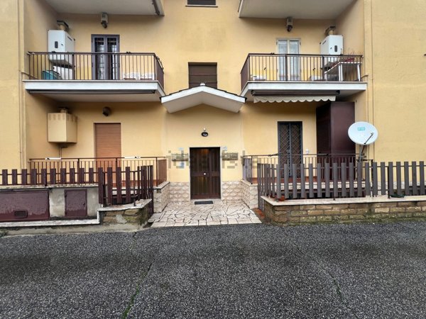 appartamento in vendita a San Cesareo in zona Colle di Fuori