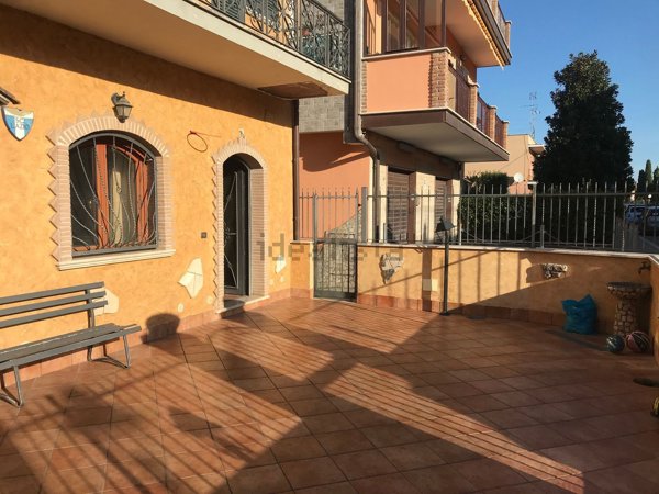appartamento in vendita a San Cesareo in zona Colle di Fuori