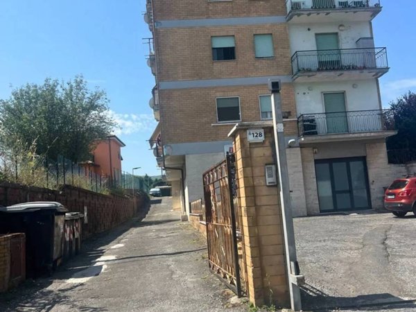 appartamento in vendita a San Cesareo in zona Colle di Fuori