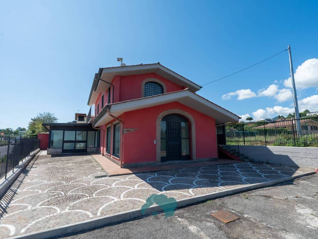 intera palazzina in vendita a San Cesareo