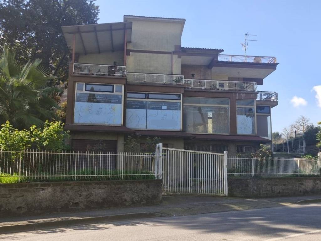 negozio in vendita a San Cesareo