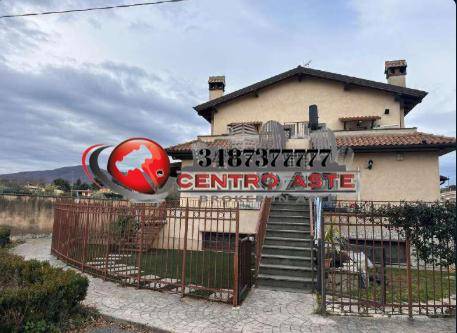 appartamento in vendita a San Cesareo in zona Colle San Pietro