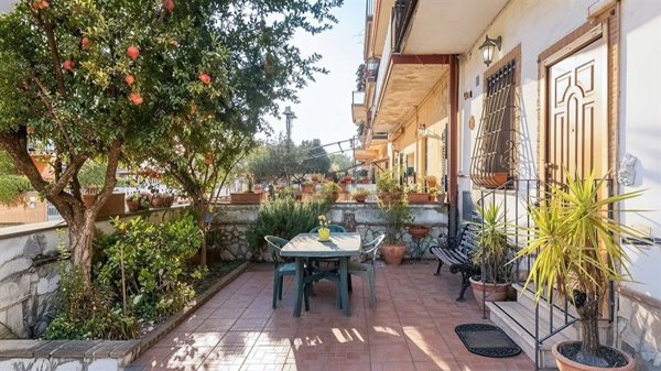 appartamento in vendita a San Cesareo in zona Colle di Fuori