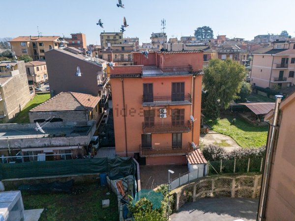 appartamento in vendita a San Cesareo in zona Colle di Fuori