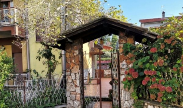 appartamento in vendita a San Cesareo in zona Colle di Fuori