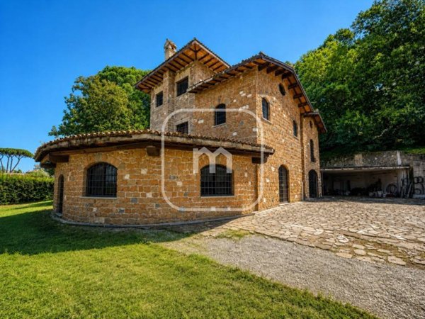casa indipendente in vendita a San Cesareo in zona Colle di Fuori