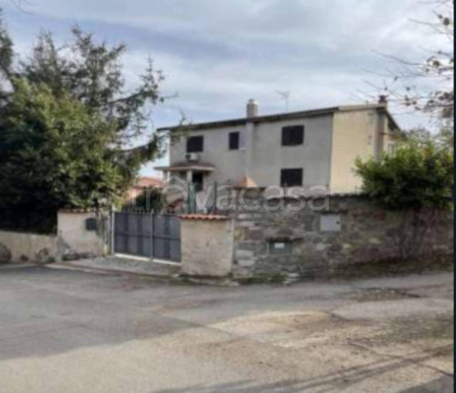 appartamento in vendita a San Cesareo in zona Campo Gillaro