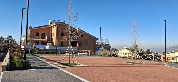 appartamento in vendita a San Cesareo in zona Colle di Fuori