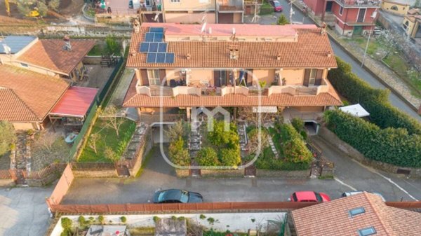 casa indipendente in vendita a San Cesareo in zona Colle di Fuori