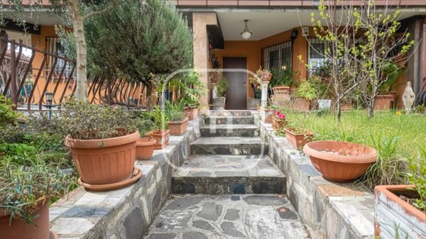 casa indipendente in vendita a San Cesareo in zona Colle di Fuori