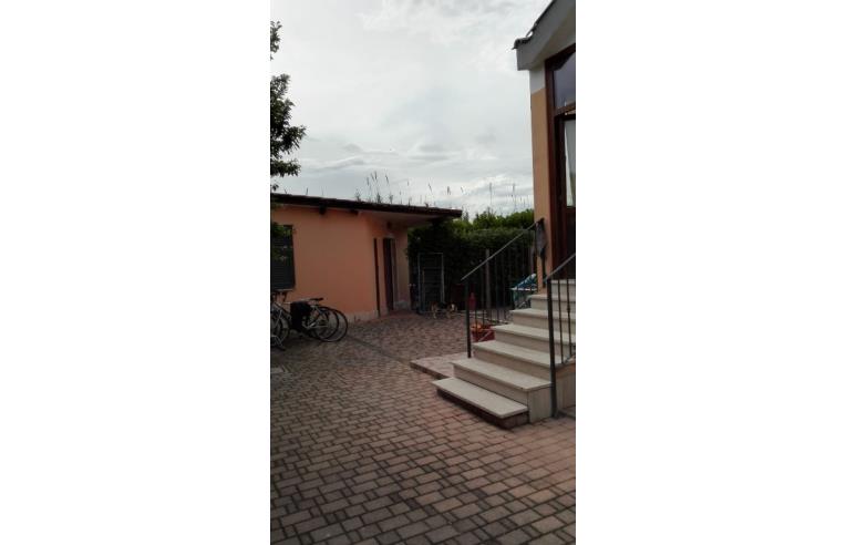 villa in vendita a Fiumicino in zona Isola Sacra