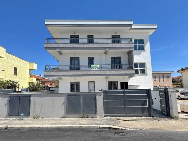 appartamento in vendita a Fiumicino in zona Focene