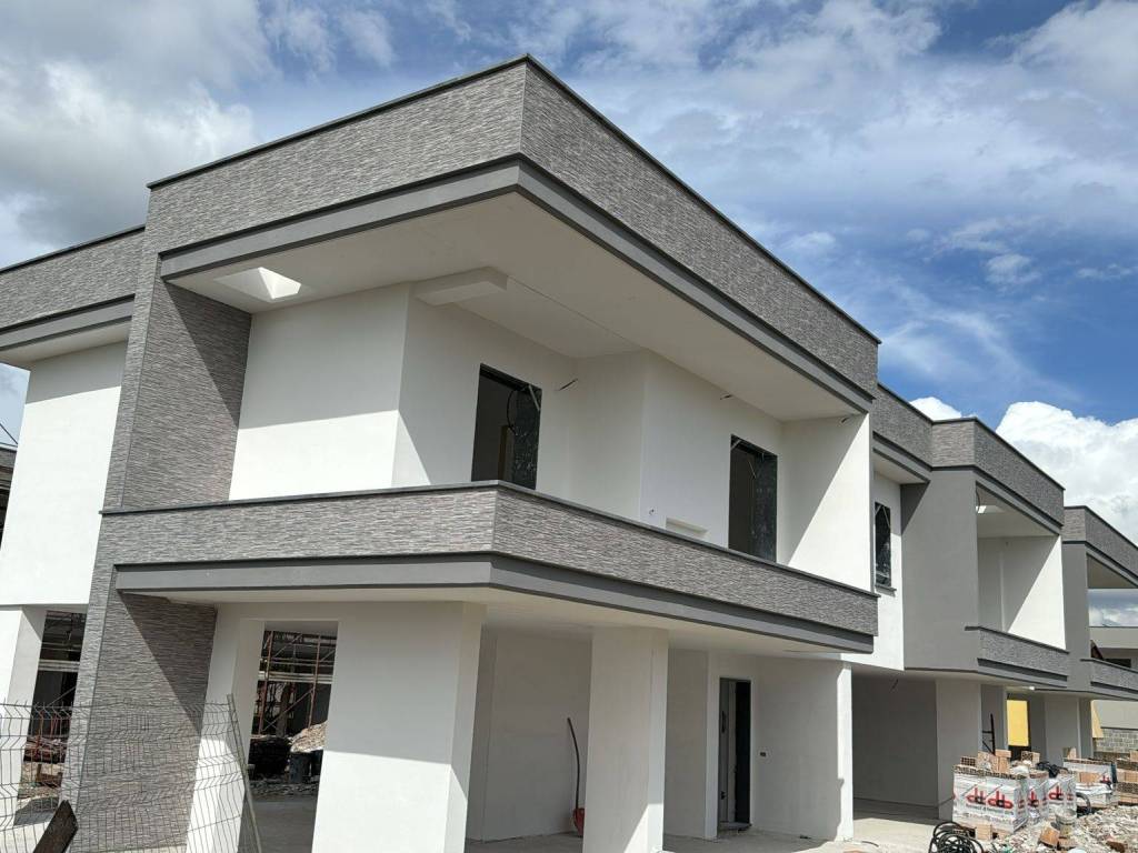 casa indipendente in vendita a Fiumicino in zona Maccarese