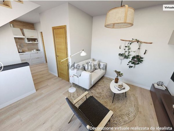 casa indipendente in vendita a Fiumicino in zona Isola Sacra