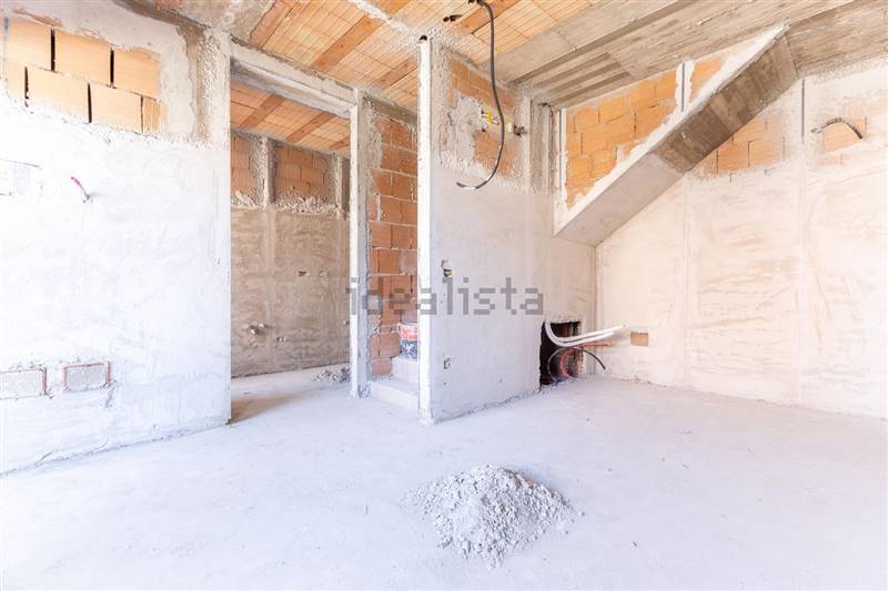 casa indipendente in vendita a Fiumicino in zona Isola Sacra