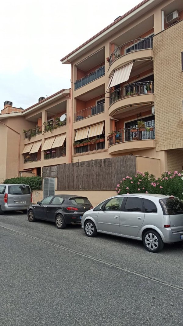 appartamento in vendita a Fiumicino in zona Palidoro