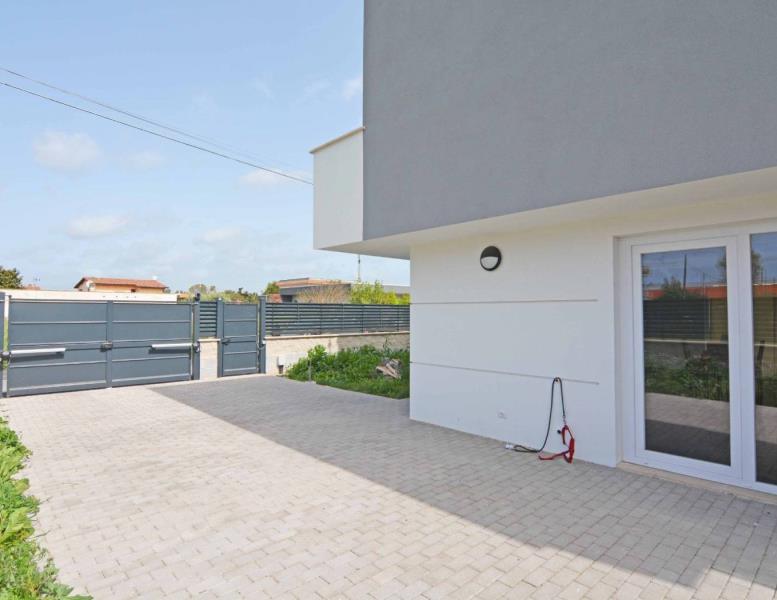 casa indipendente in vendita a Fiumicino