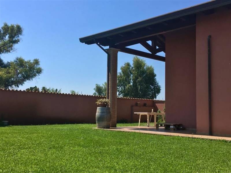 casa indipendente in vendita a Fiumicino