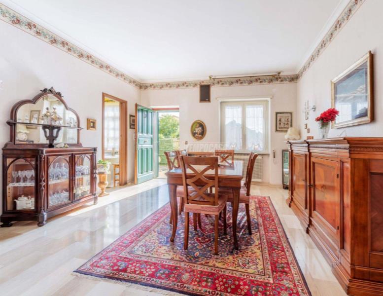 casa indipendente in vendita a Fiumicino