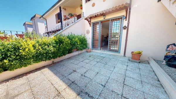 casa indipendente in vendita a Fiumicino in zona Aranova