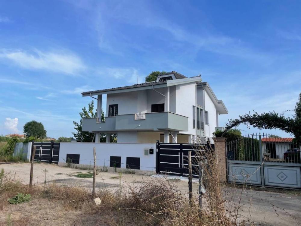 appartamento in vendita a Fiumicino