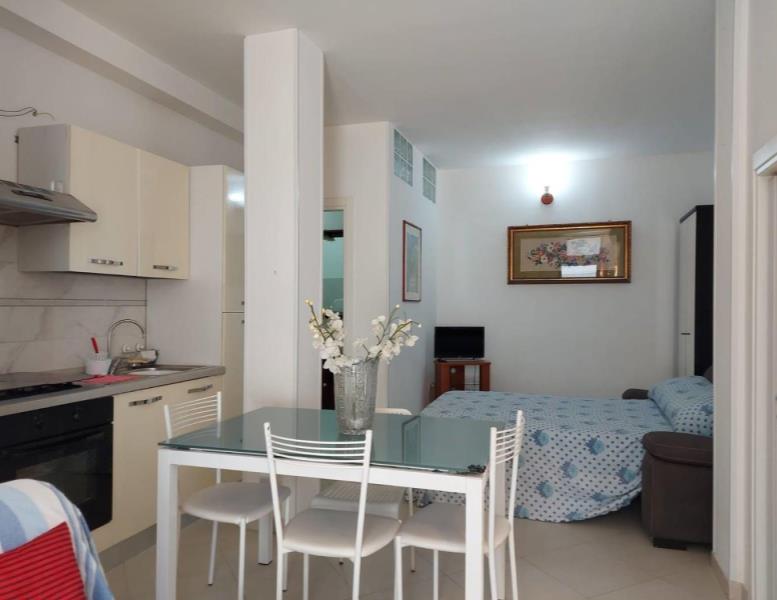appartamento in vendita a Fiumicino in zona Focene