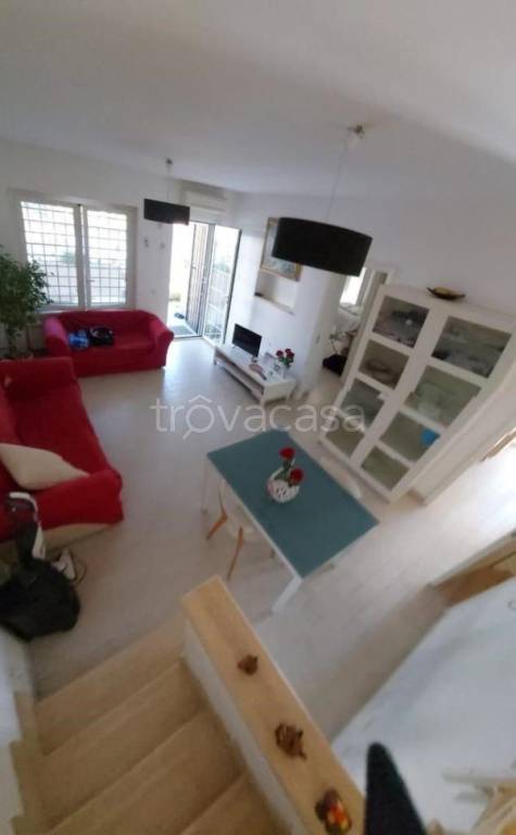 casa indipendente in vendita a Fiumicino in zona Fregene