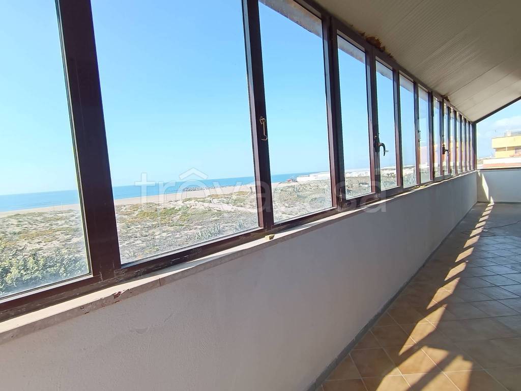 casa indipendente in vendita a Fiumicino in zona Focene