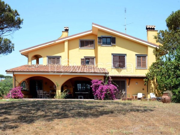 casa indipendente in vendita a Fiumicino in zona Aranova