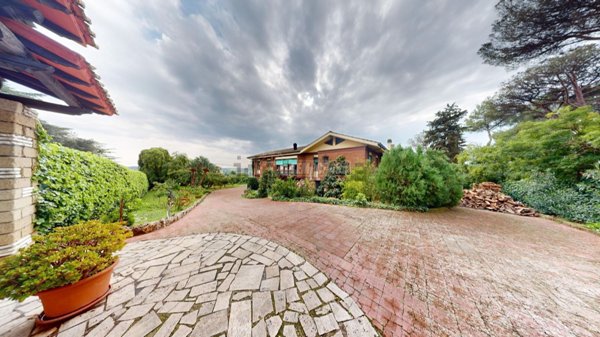 casa indipendente in vendita a Fiumicino in zona Aranova