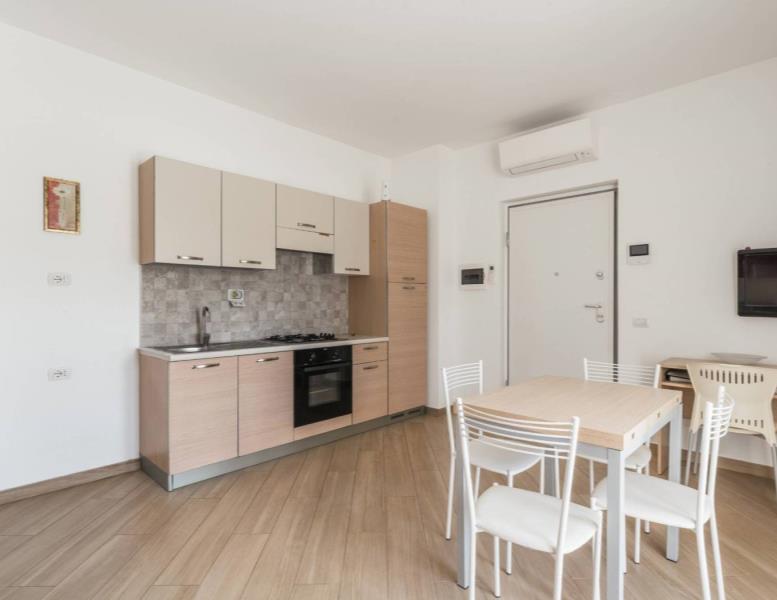 appartamento in vendita a Fiumicino in zona Isola Sacra