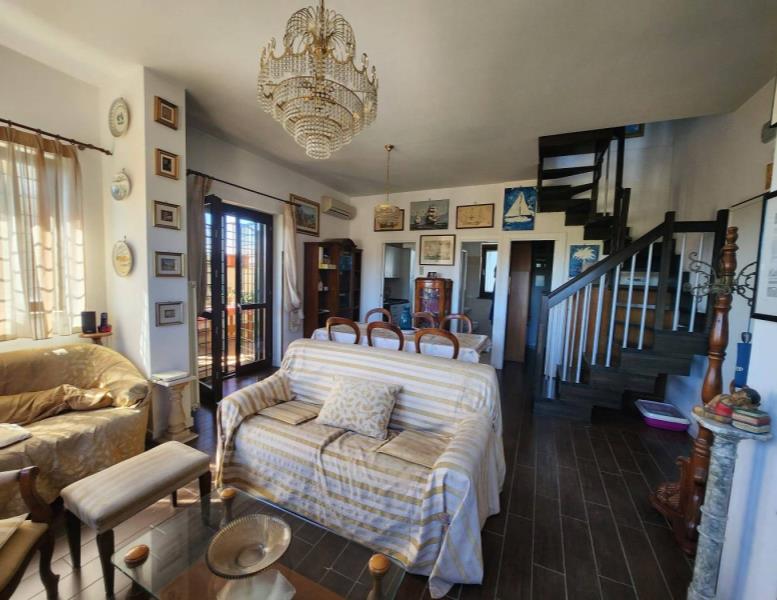 casa indipendente in vendita a Fiumicino in zona Aranova