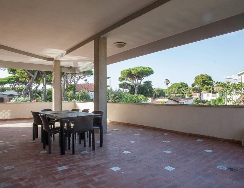 casa indipendente in vendita a Fiumicino in zona Fregene