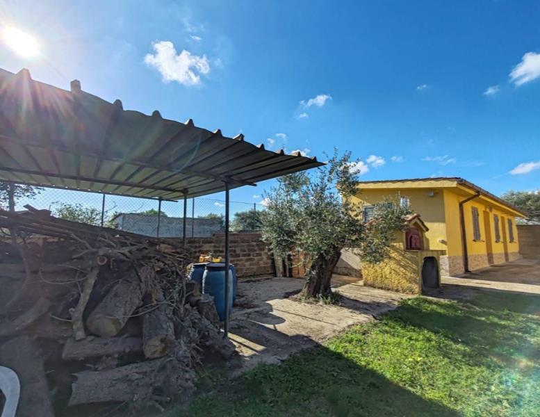 casa indipendente in vendita a Fiumicino