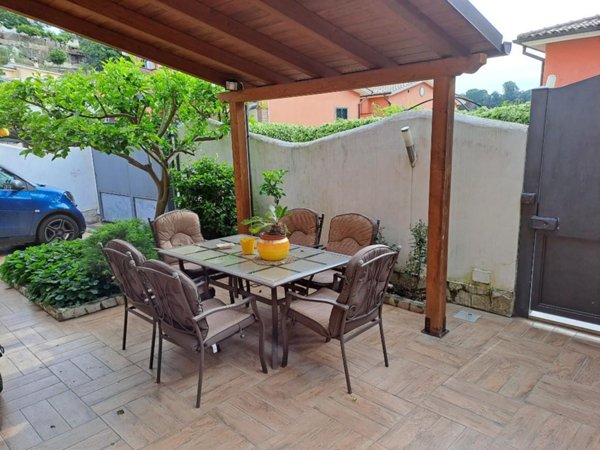casa indipendente in vendita a Fiumicino in zona Aranova