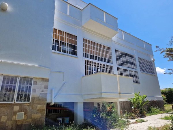 casa indipendente in vendita a Fiumicino in zona Fregene