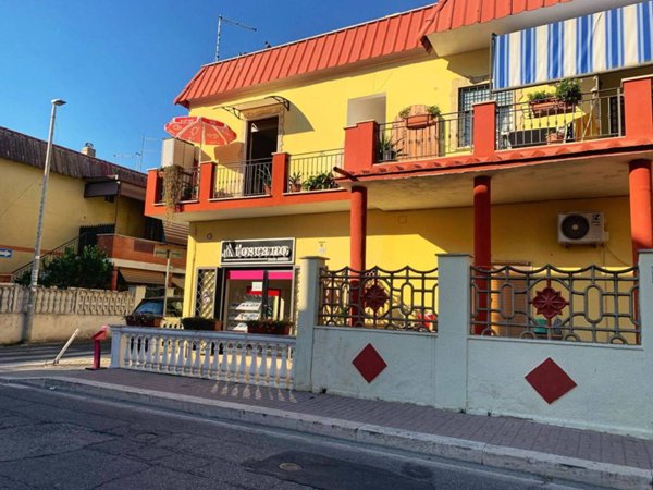 appartamento in vendita a Fiumicino in zona Palidoro