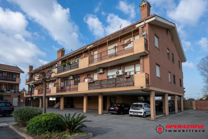 appartamento in vendita a Fiumicino in zona Isola Sacra