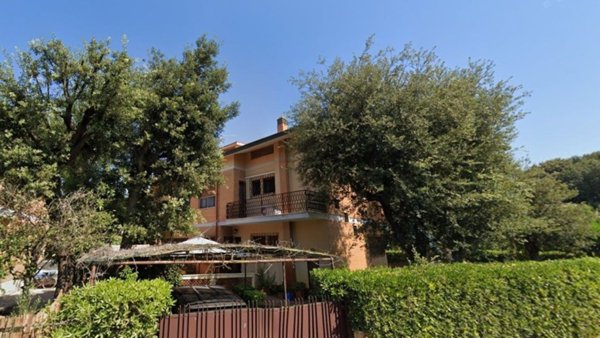 casa indipendente in vendita a Fiumicino in zona Fregene