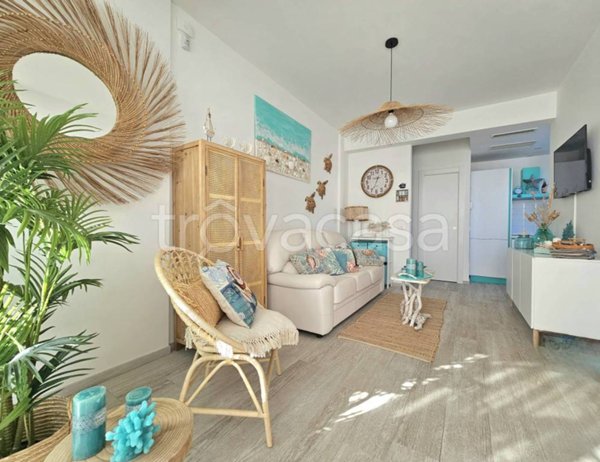 casa indipendente in vendita a Fiumicino in zona Fregene