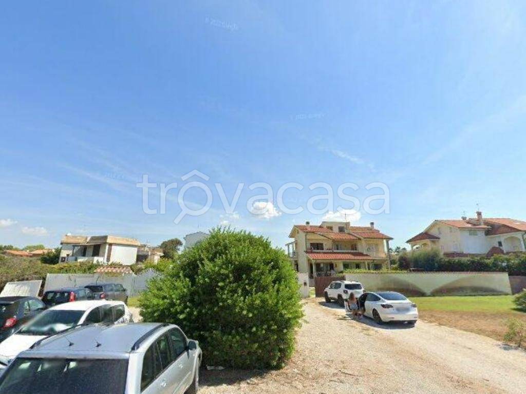 casa indipendente in vendita a Fiumicino in zona Fregene