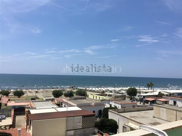 appartamento in vendita a Fiumicino in zona Palidoro
