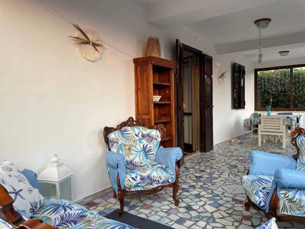 casa indipendente in vendita a Fiumicino