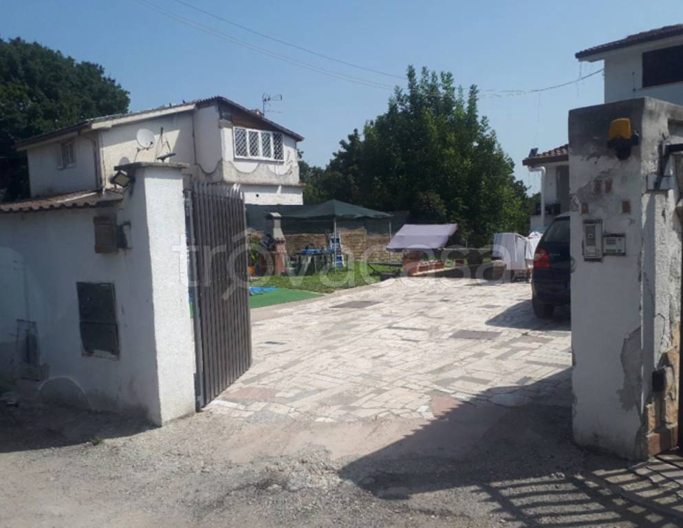 appartamento in vendita a Fiumicino in zona Aranova