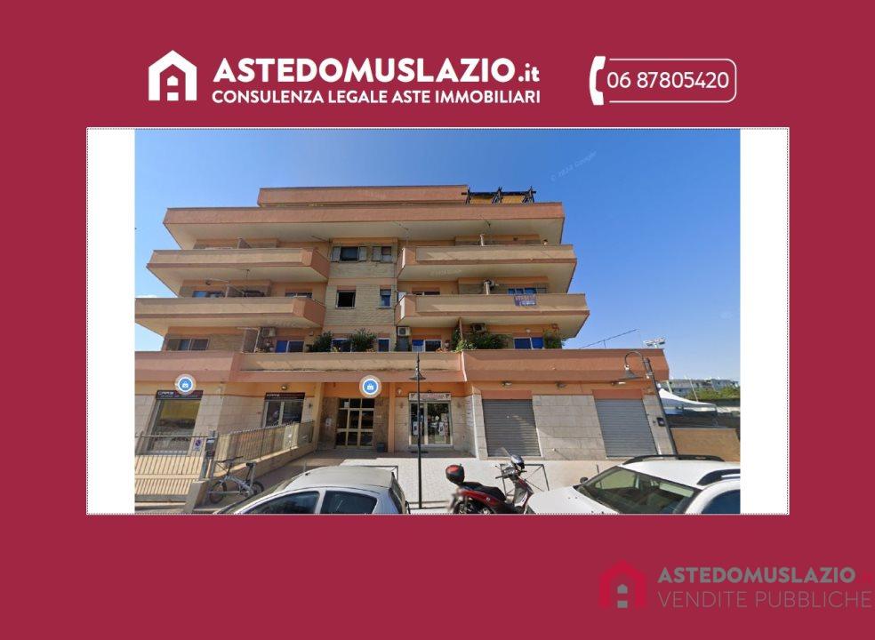 appartamento in vendita a Fiumicino in zona Isola Sacra