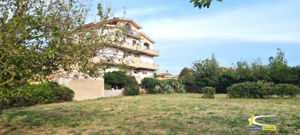 appartamento in vendita a Fiumicino in zona Fregene